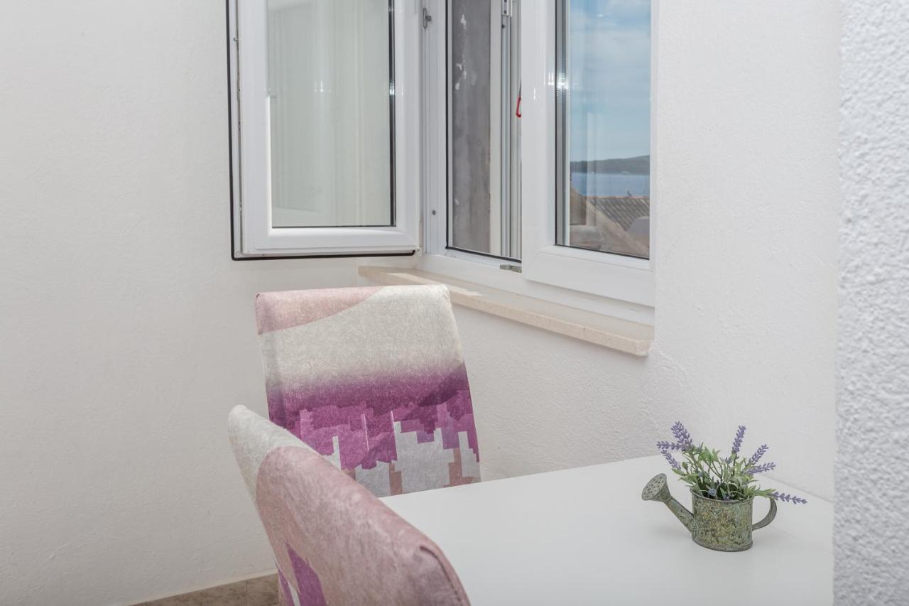 Apartments Nona 1 フヴァル エクステリア 写真