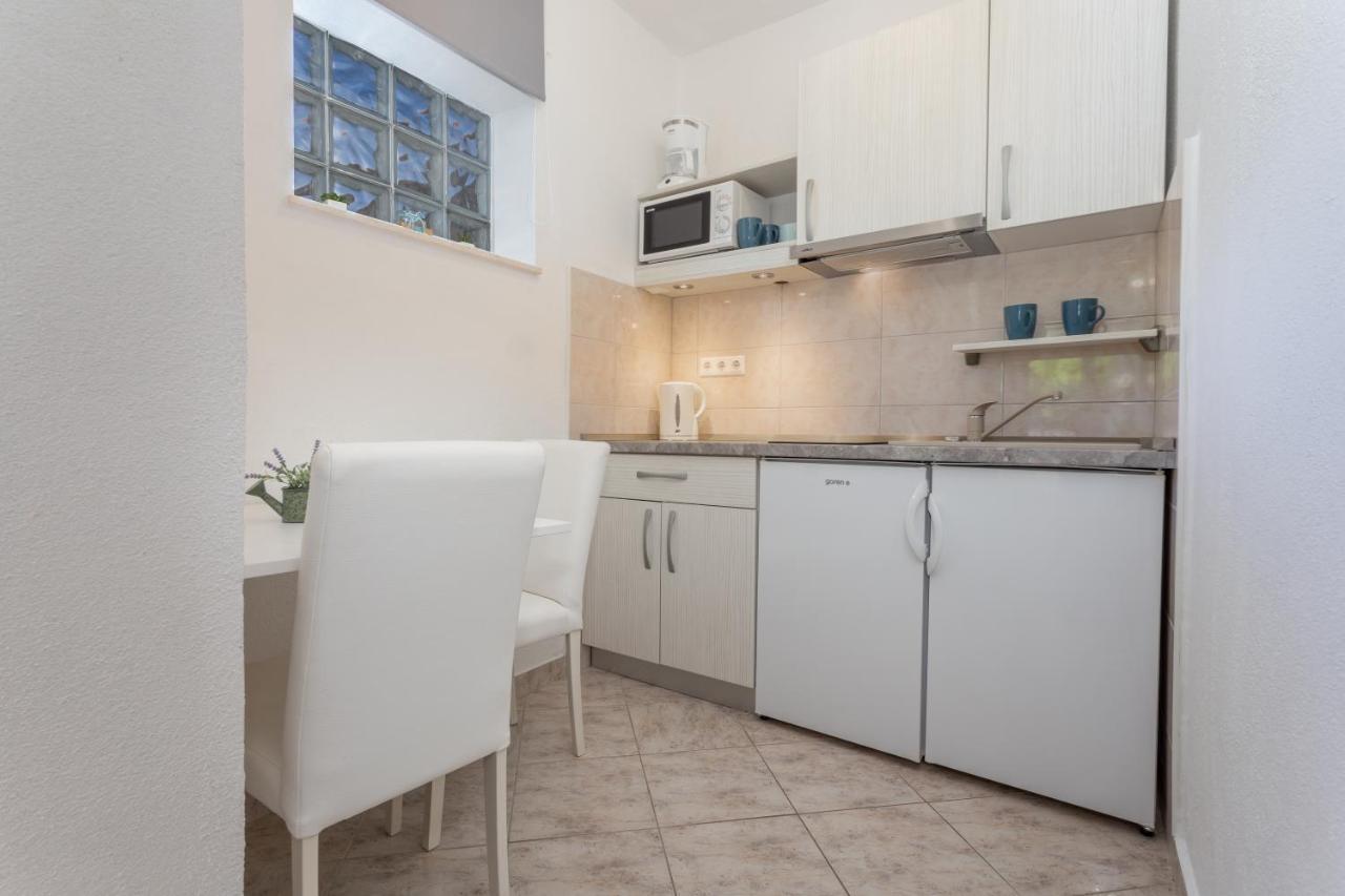 Apartments Nona 1 フヴァル エクステリア 写真