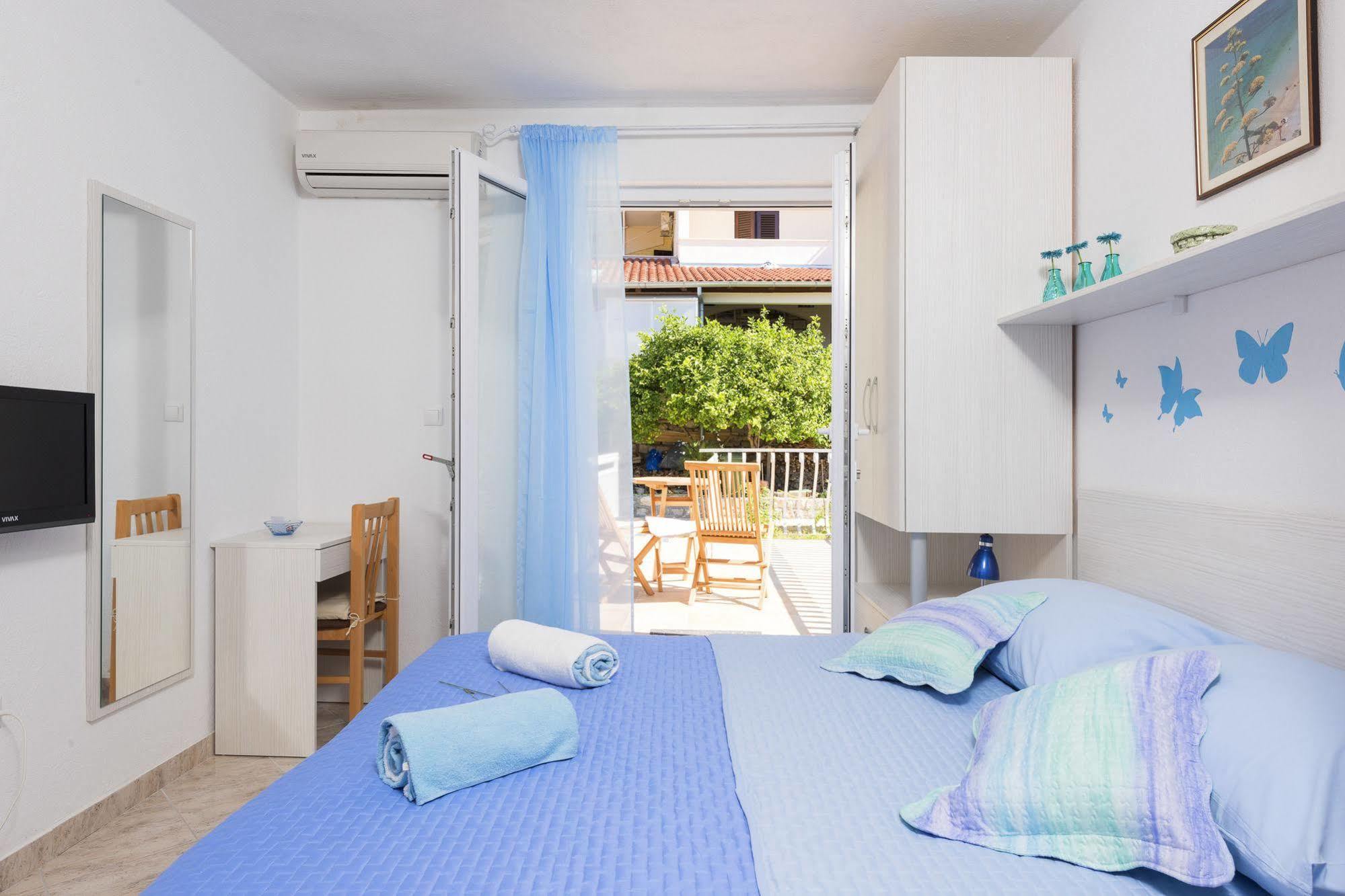 Apartments Nona 1 フヴァル エクステリア 写真