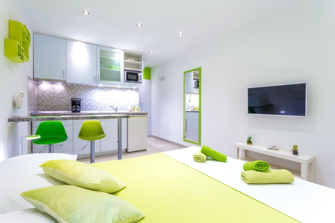 Apartments Nona 1 フヴァル エクステリア 写真