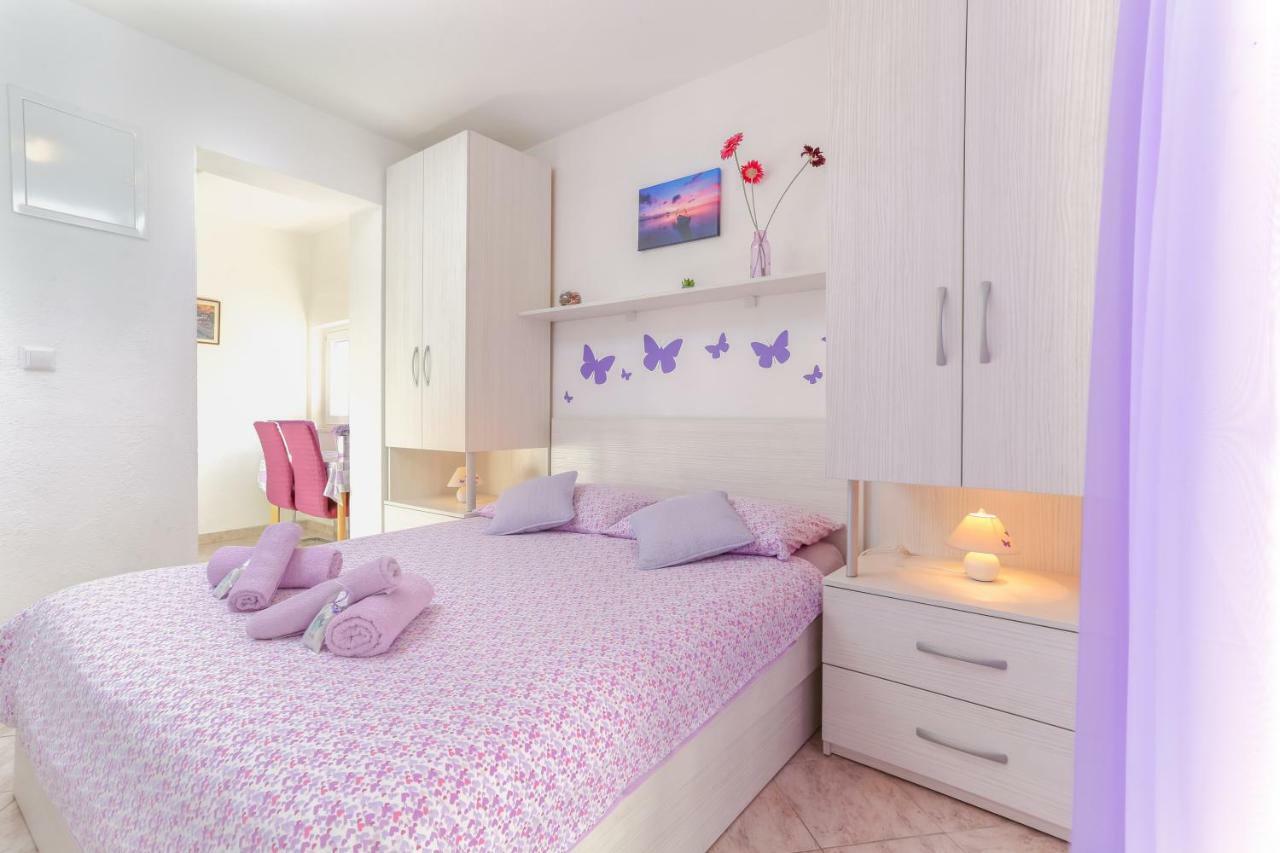 Apartments Nona 1 フヴァル エクステリア 写真